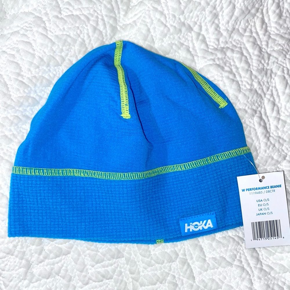 *NEW WITH TAGS* HOKA Performance Beanie (waffle knit)